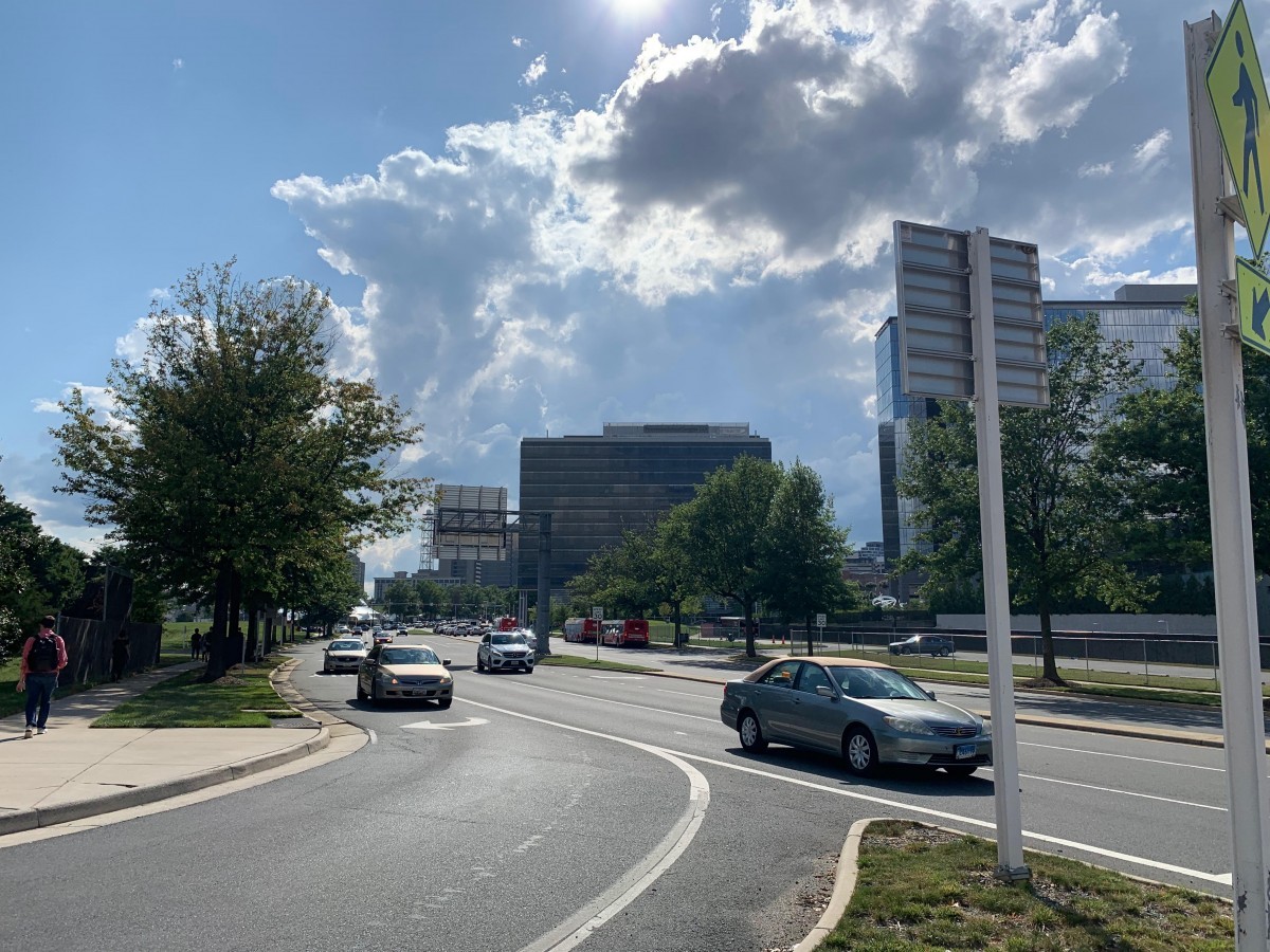 What Tysons can learn about walkways and mall paths from other