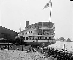 Steamer District of Columbia of the Washington-Norfolk line