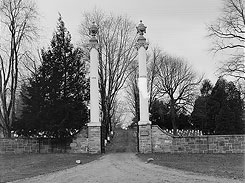 Ord-Weitzel Gate ca. 1920