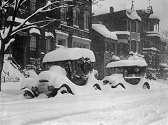 Cars in Blizzard (1/28/1922)
