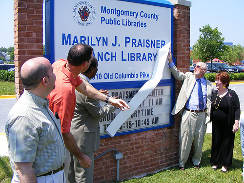 Unveiling Praisner Library Sign