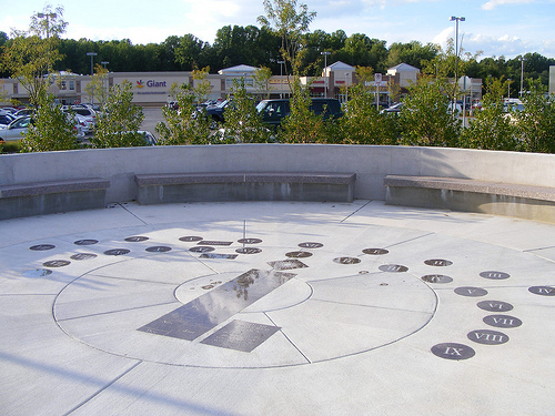 Plaza, Burtonsville Town Square