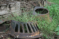 Fountain grates