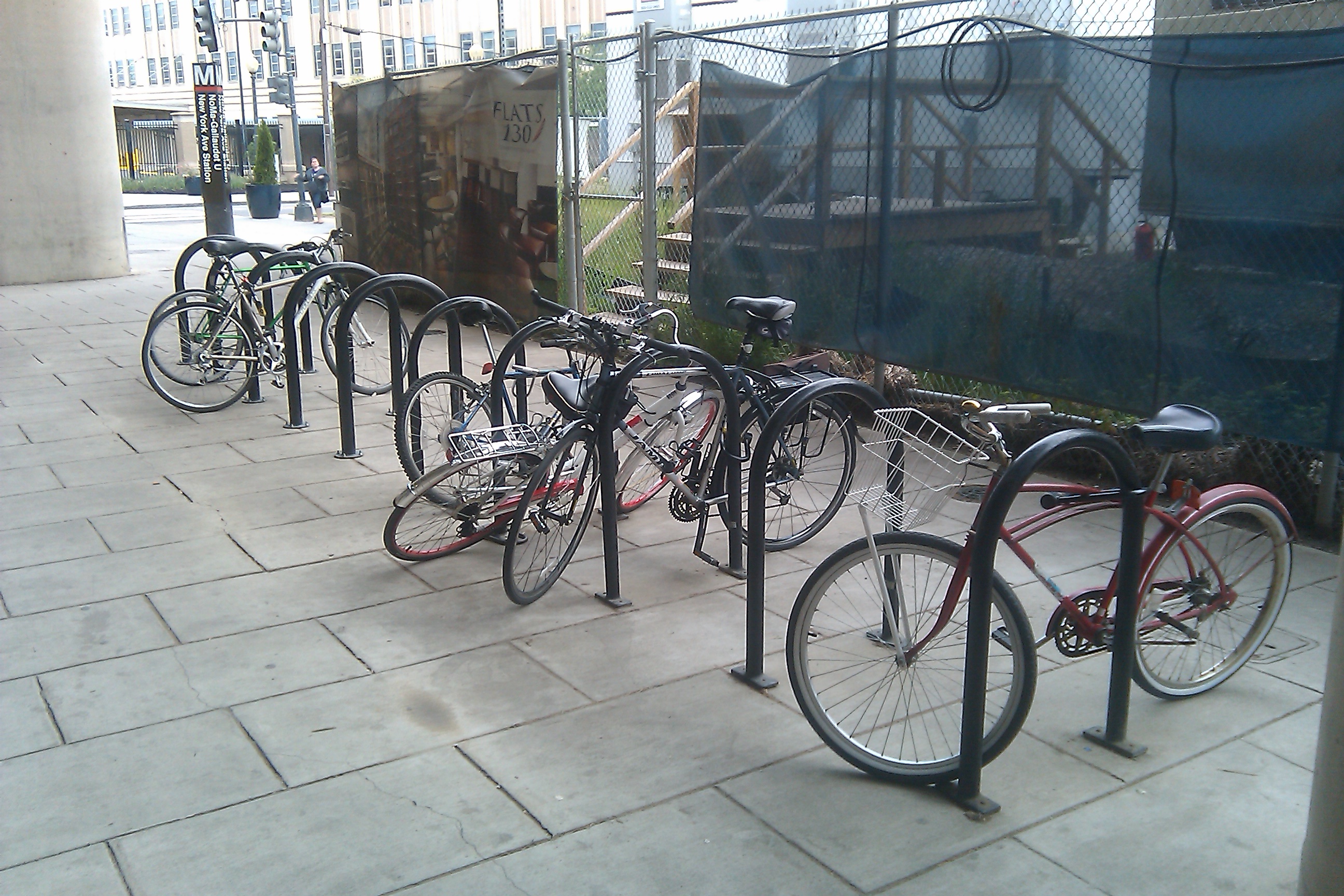 Metro improves bike parking at NoMa station – Greater Greater Washington