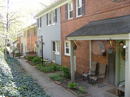 Rowhouse With Porch