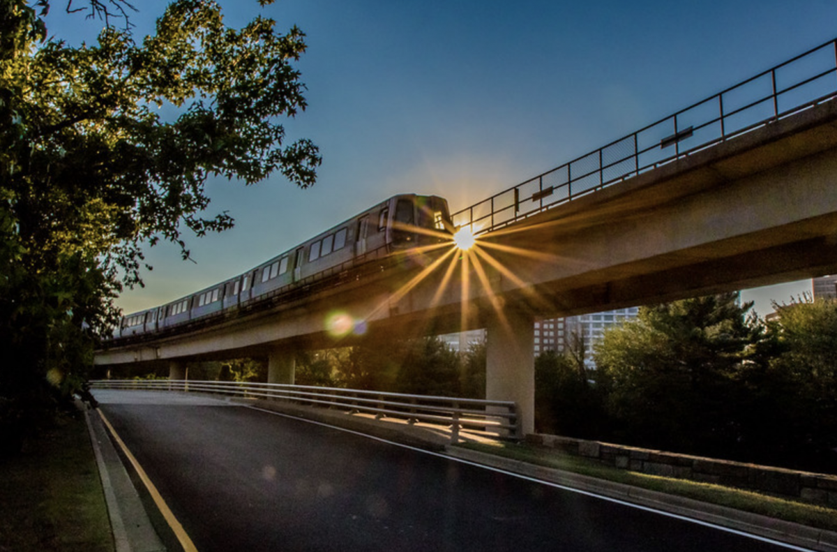 早餐链接：WMATA 7000系列列车并非问题所在，其他列车在周五脱轨后正接受检查