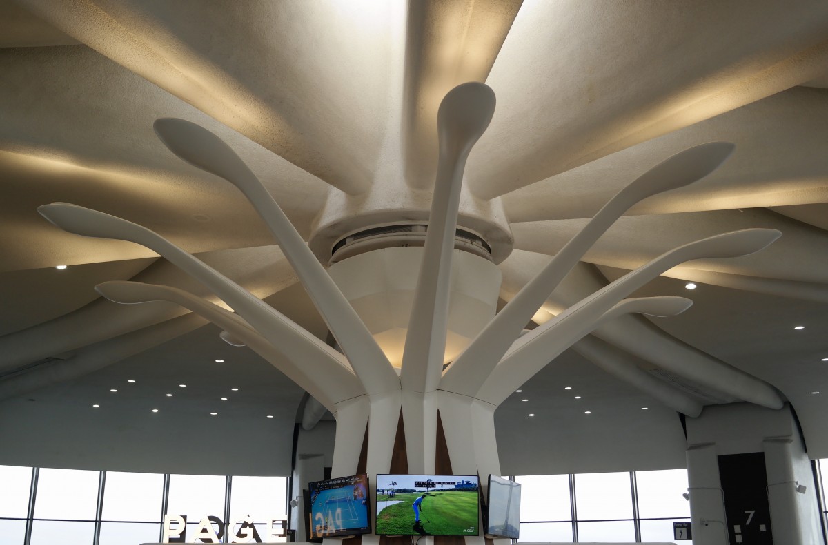 Ronald Reagan National Airport old terminal interior Stock Photo - Alamy